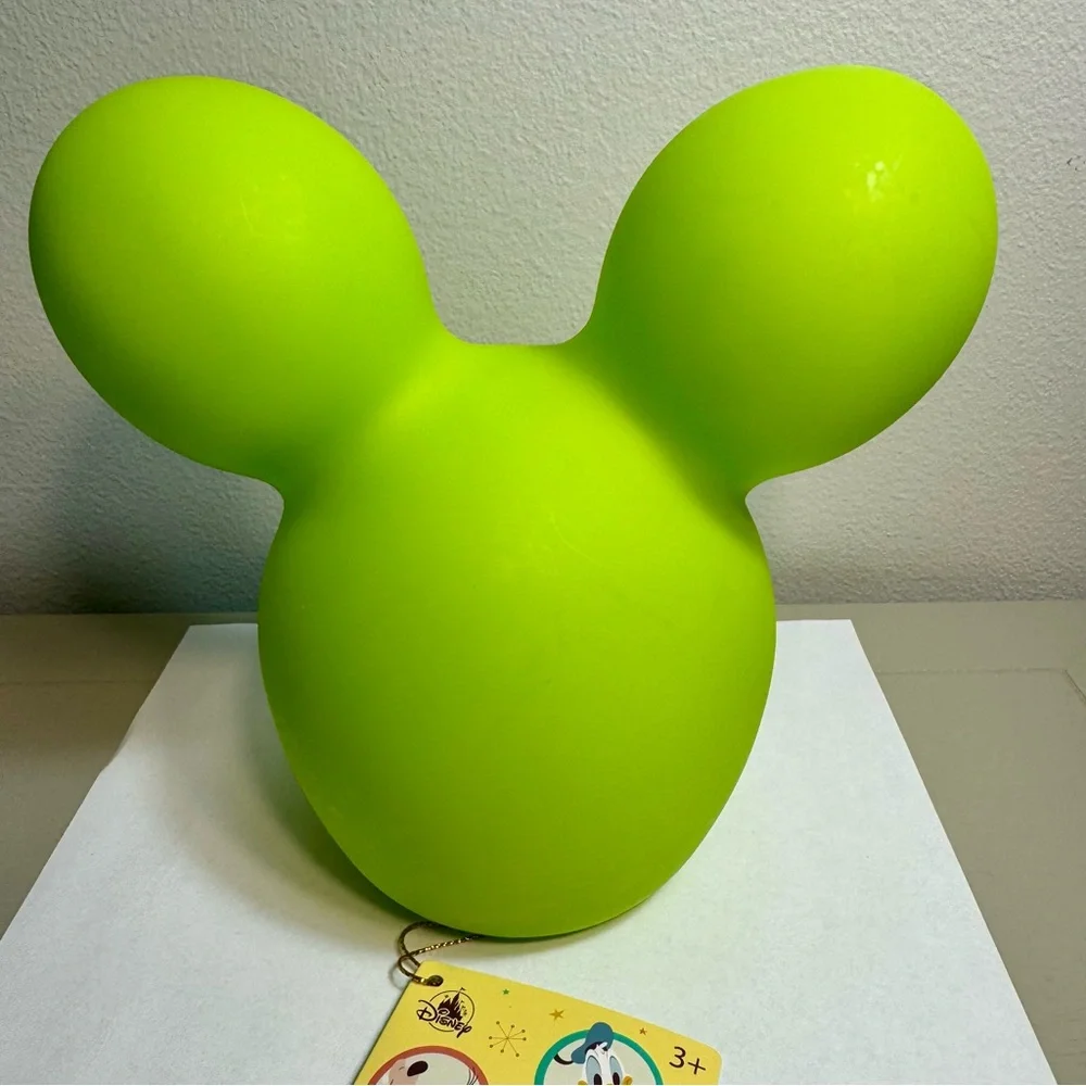 NWT. Disney Play In The Parks Mickey Balloon Light Up Blow Mold Night Light.
